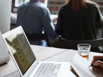 美國(guó)公司公證的定義與作用解析