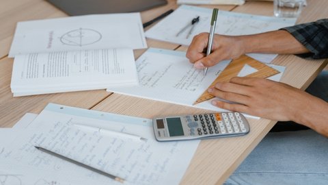 拼多多Temu平臺優(yōu)點(diǎn)分析：低價、多樣化、便捷購物。