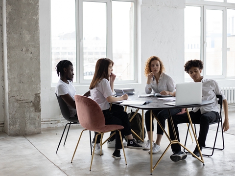 美國(guó)增值稅率解析：VAT稅費(fèi)對(duì)企業(yè)的影響深度解讀