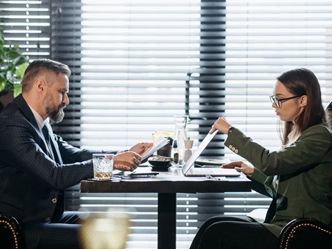 跨境賣家收到“收入與平臺數(shù)據(jù)不一致”短信怎么辦？