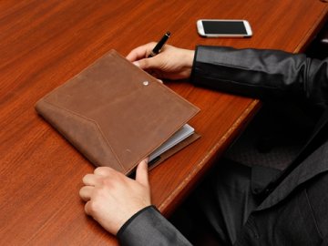 注冊美國公司后必須知道：年審時間、費用及逾期后果